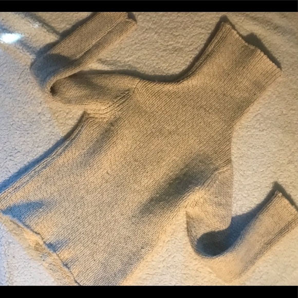 Vintage Wool Turtleneck - Picture 2 of 8